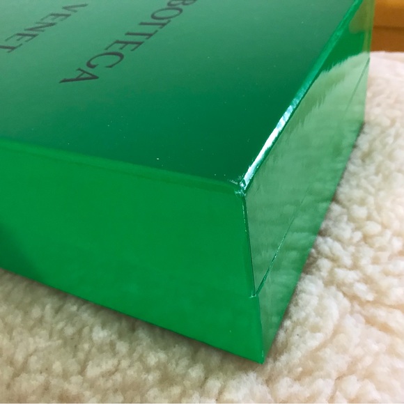 X-Large Bottega Veneta Boot Box (Empty) - Picture 7 of 13